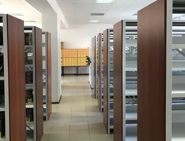 Стеллажи для читального зала