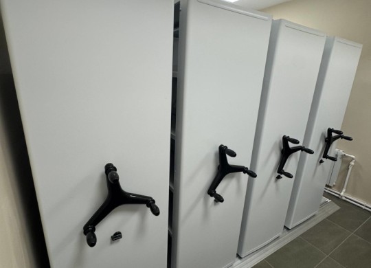 Мобильные стеллажи металлические